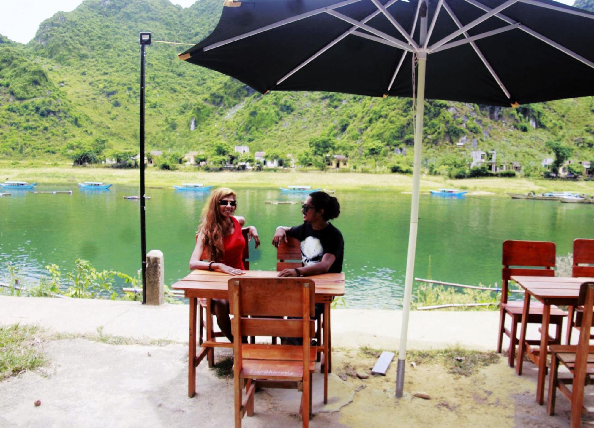 Son Doong Riverside Фонгня Экстерьер фото