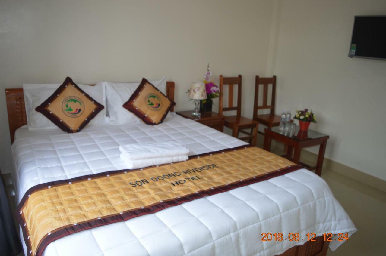 Son Doong Riverside Фонгня Экстерьер фото